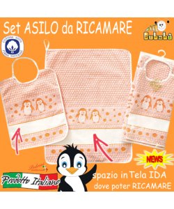 DA RICAMARE Set asilo 2 pezzi COM263-PINGUI Bianco/Arancio