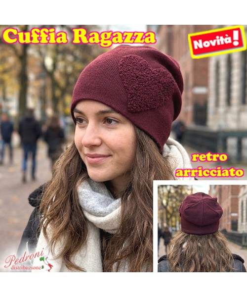 CUFFIA RAGAZZA modello lavorato con " CUORE "...