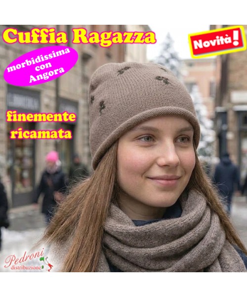 CUFFIA RAGAZZA modello lavorato con " RICAMI "...